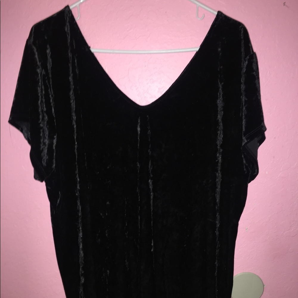 Velvet short sleeved top